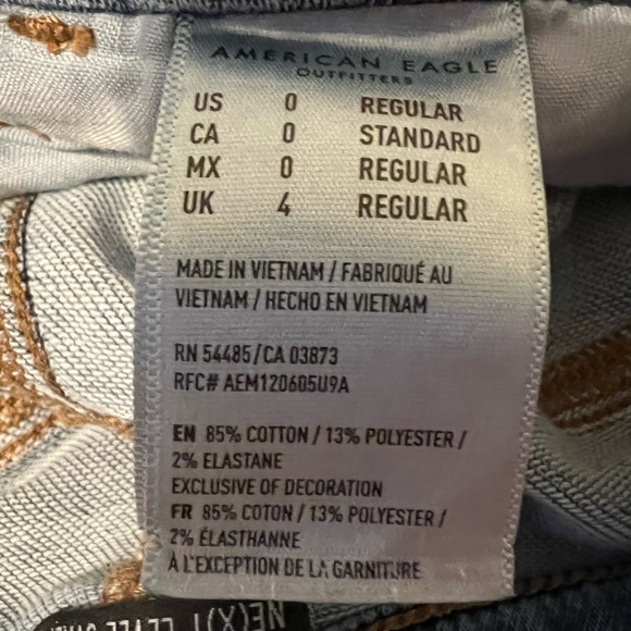 American Eagle Next Level Stretch Distressed Jeans Size 0 Blue Denim Women - Picture 12 of 12